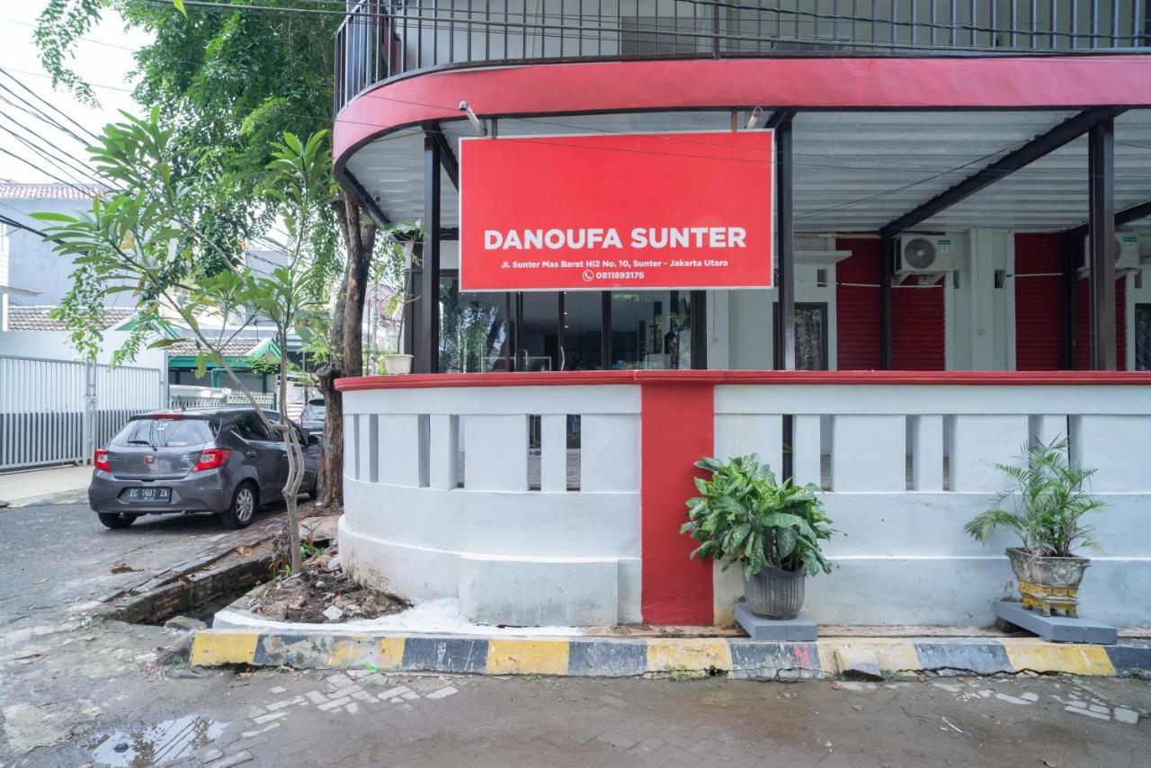 RedDoorz Plus near ITC Cempaka Mas 2 Jakarta Bagian luar foto