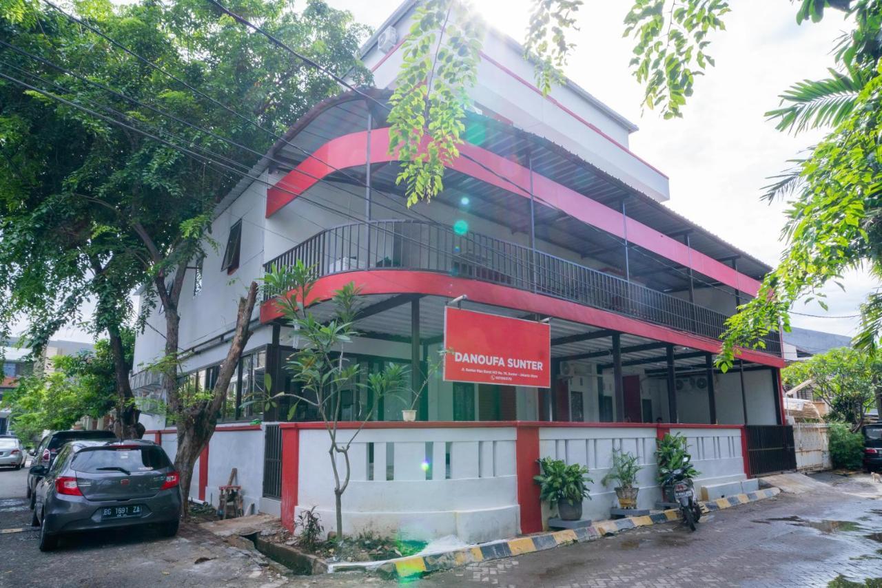 RedDoorz Plus near ITC Cempaka Mas 2 Jakarta Bagian luar foto